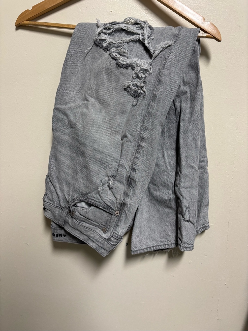American Eagle Outfitters Gray Distressed Straight Leg Jeans